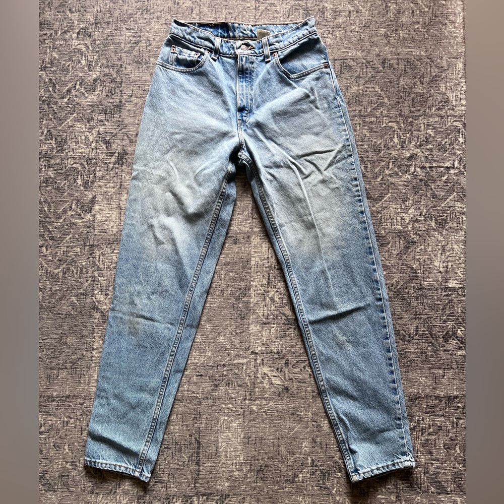 ✨💙VINTAGE 550 LEVI JEANS✨💙